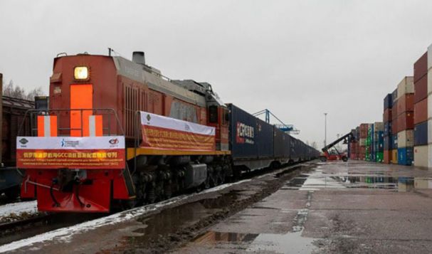 俄铁将发展从中国到欧洲的整车过境俄罗斯运输服务